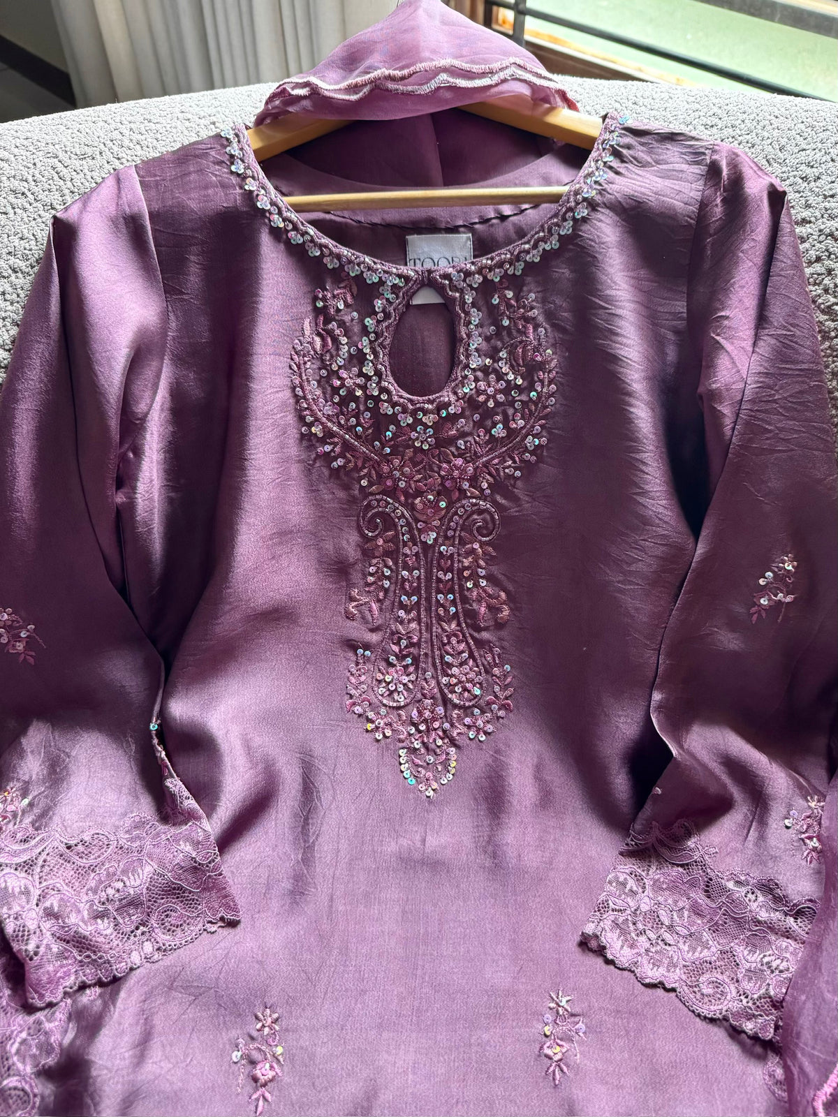 Naaz